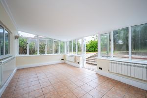 Sunroom- click for photo gallery